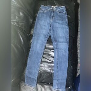 Levi’s 721 High Rise Skinny Womens Jeans